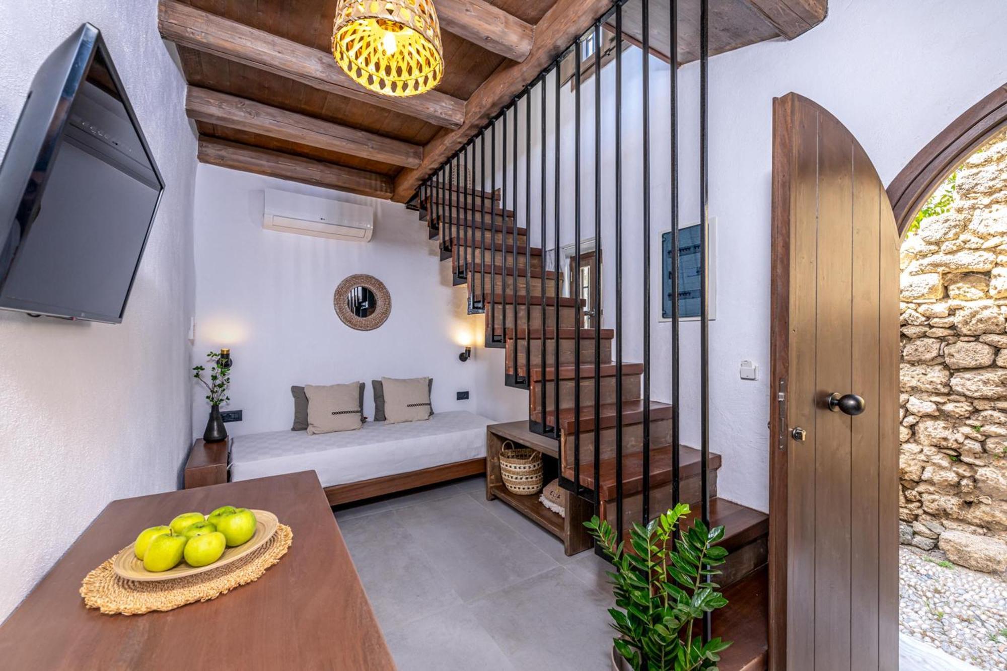 Elia Suites - Old Town Rhodes City Room photo